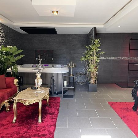 O Venus Spa Sin-le-Noble Dış mekan fotoğraf