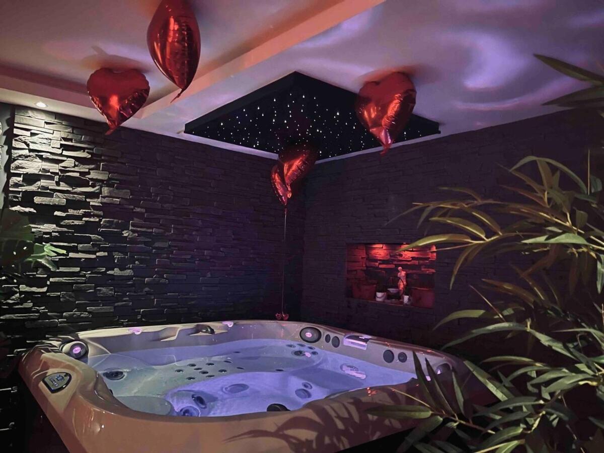 O Venus Spa Sin-le-Noble Dış mekan fotoğraf
