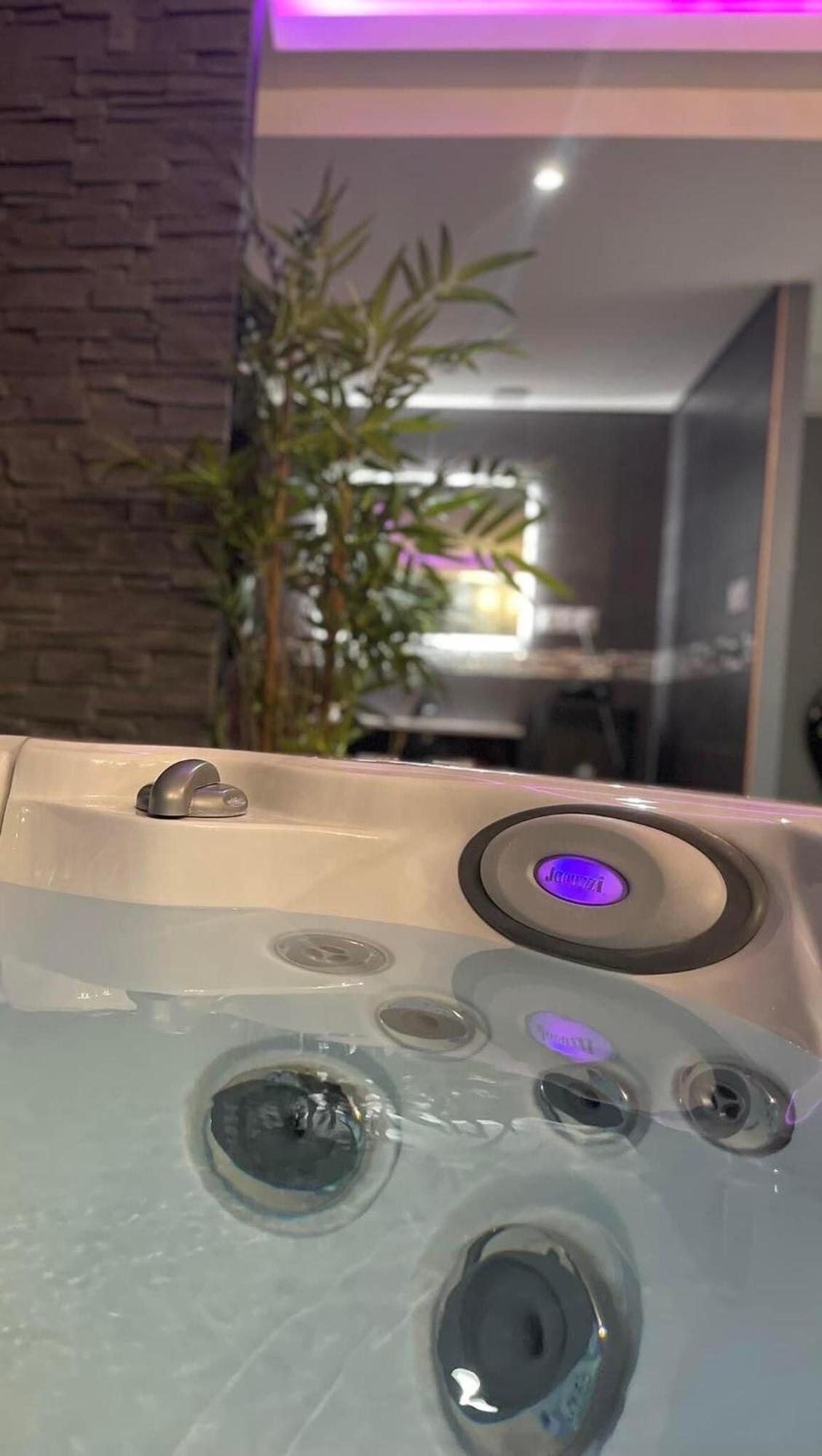 O Venus Spa Sin-le-Noble Dış mekan fotoğraf